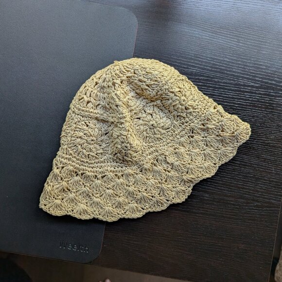 Anthropologie crochet bucket beach hat - Picture 5 of 6